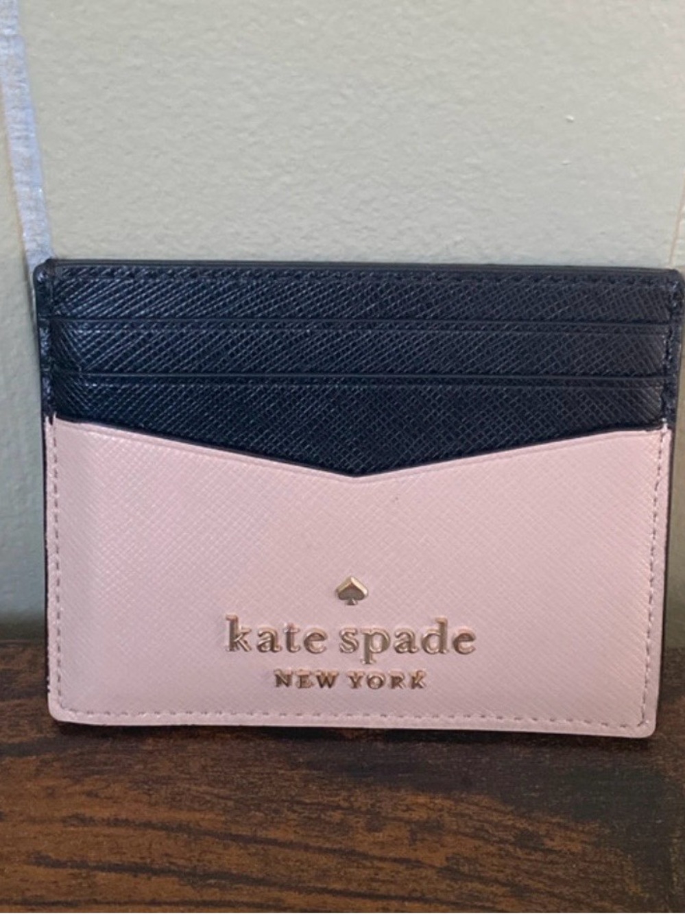 kate spade Two-Tone Beige and Black Slim Card Case - Picture 2 of 5